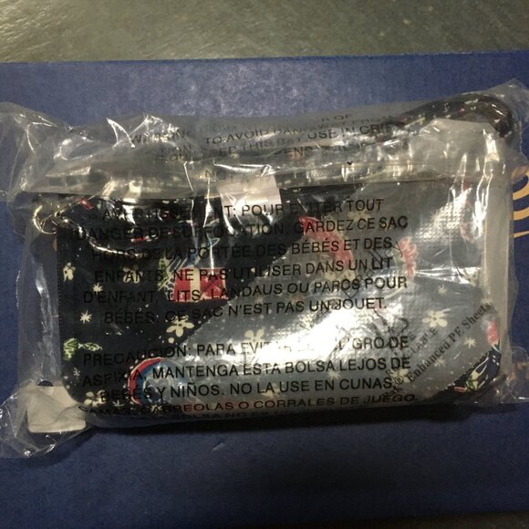 NWT Vera Bradley Iconic RFID All in One Crossbody Holiday Owls - Picture 2 of 4